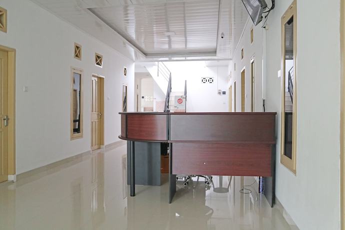 Imagen de los interiores del Hotel OYO 1185 Sachila Residence Syariah. Foto 17