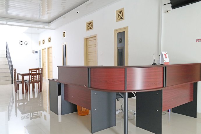 Imagen de los interiores del Hotel OYO 1185 Sachila Residence Syariah. Foto 18