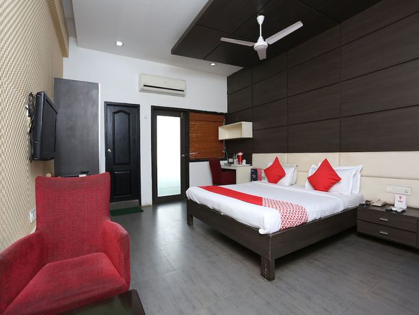 Imagen de la habitación del Hotel OYO 11939 Queens Club of India. Foto 8