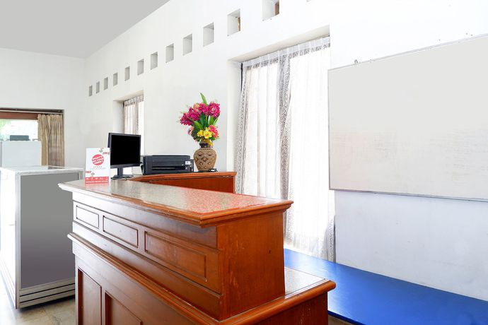 Imagen de los interiores del Hotel OYO 1196 Pura Puspa Rosa. Foto 19