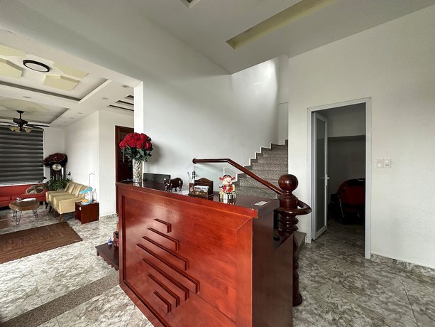 Imagen de los interiores del Hotel OYO 1204 Hoang Linh. Foto 18