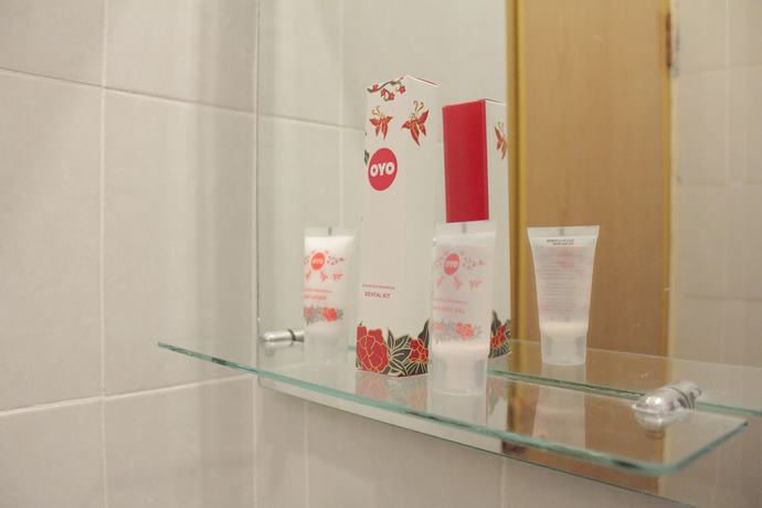Imagen de la habitación del Hotel OYO 121 Rumah Ayub Syariah. Foto 4