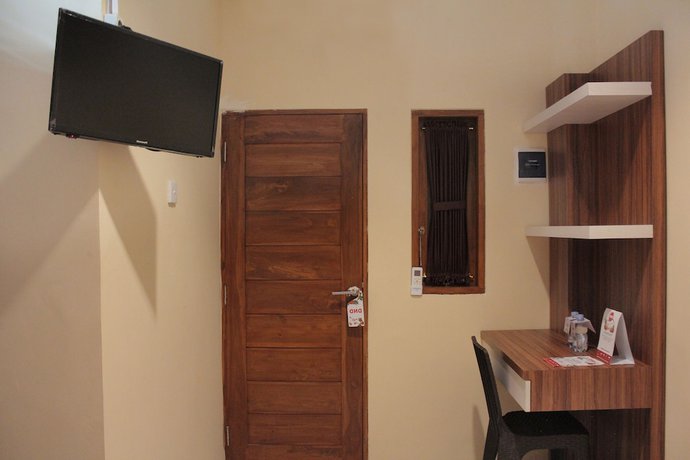 Imagen de la habitación del Hotel OYO 121 Rumah Ayub Syariah. Foto 6