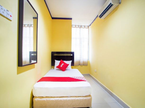 Imagen de la habitación del Hotel OYO 1219 Hotel BBK. Foto 16