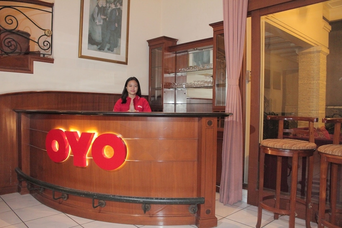 Imagen de los interiores del Hotel OYO 123 Puri Lotus. Foto 10