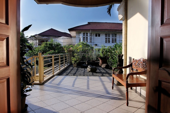 Imagen de los interiores del Hotel OYO 123 Puri Lotus. Foto 11