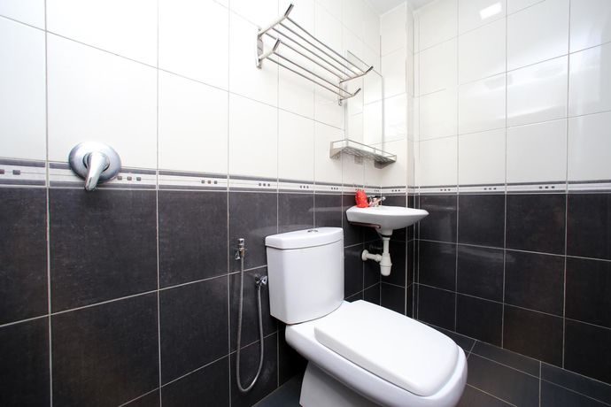 Imagen de la habitación del Hotel OYO 124 Hotel Seniman Sentul. Foto 10