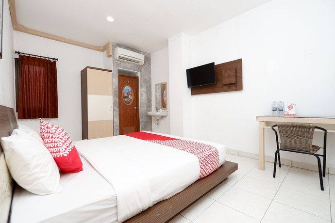 Imagen de la habitación del Hotel OYO 1251 Residence 8, Semarang. Foto 4