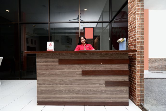 Imagen de los interiores del Hotel OYO 1251 Residence 8, Semarang. Foto 19