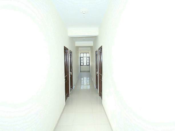 Imagen de los interiores del Hotel OYO 12734 Home Valley View Studio Kasauli. Foto 15