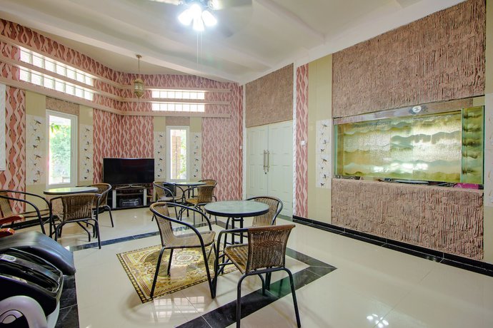 Imagen de los interiores del Hotel OYO 1277 Pondok Damai Syariah. Foto 17