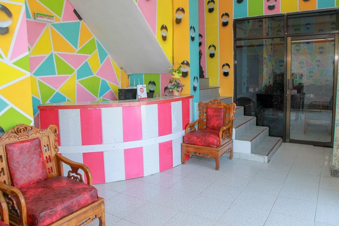 Imagen de los interiores del Hotel OYO 1278 Wina Beach. Foto 18