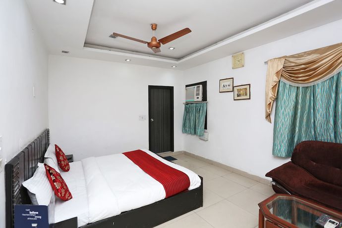Imagen de la habitación del Hotel OYO 12805 SUNRISE HOUSE. Foto 8