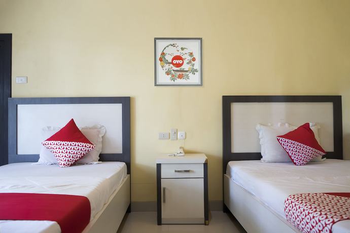 Imagen de la habitación del Hotel OYO 1283 Guest House Loemajan. Foto 7