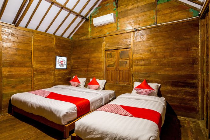 Imagen de la habitación del Hotel OYO 1304 Roemah Gladak Kebon Sidoluhur. Foto 13