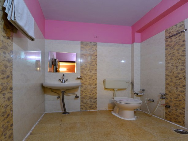 Imagen de la habitación del Hotel OYO 13096 Braj Haveli. Foto 5