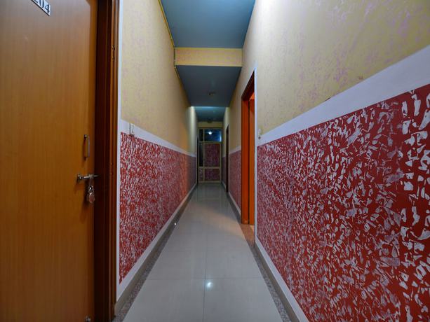 Imagen de los interiores del Hotel OYO 13096 Braj Haveli. Foto 19
