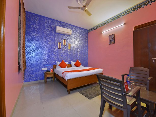 Imagen de la habitación del Hotel OYO 13096 Braj Haveli. Foto 16