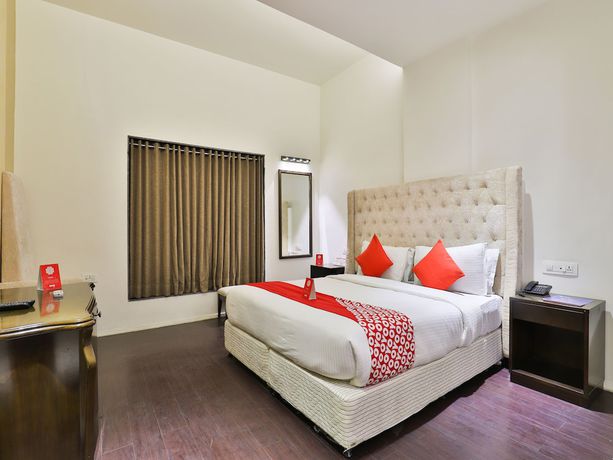 Imagen de la habitación del Hotel OYO 13479 Grand Nakshatra. Foto 8