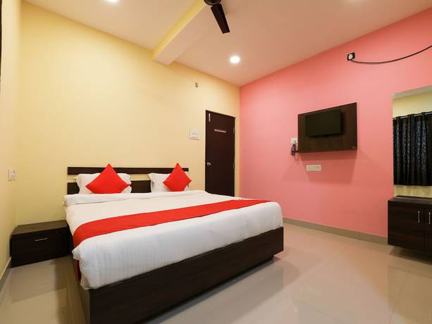 Imagen de la habitación del Hotel OYO 13569 Virat Residency. Foto 3