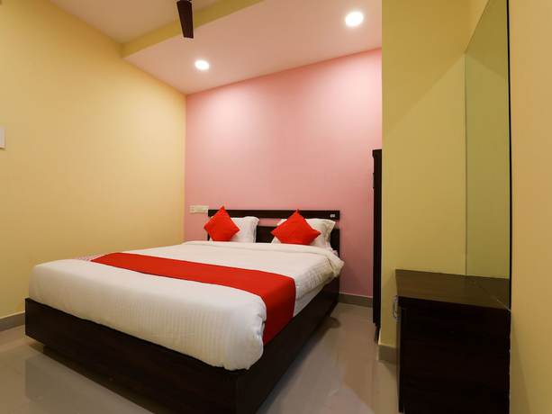 Imagen de la habitación del Hotel OYO 13569 Virat Residency. Foto 5