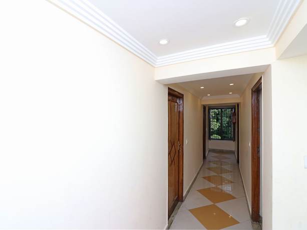 Imagen de los interiores del Hotel OYO 13654 Krishiv Residency. Foto 18