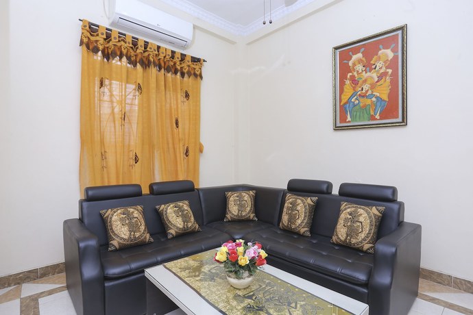Imagen de los interiores del Hotel OYO 1366 Kayoman Family Homestay. Foto 20