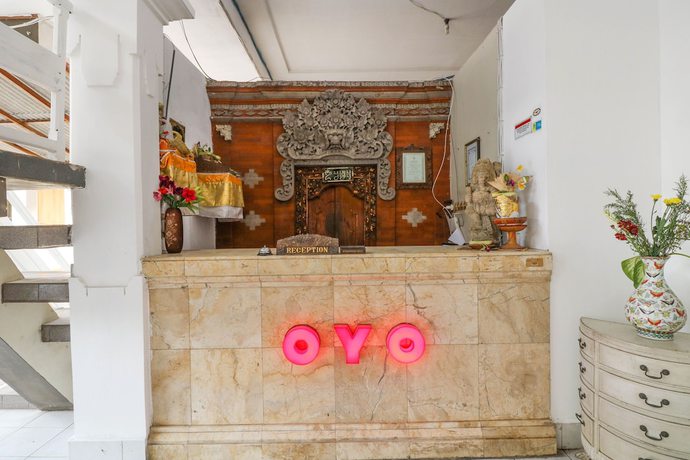Imagen de los interiores del Hotel OYO 1384 Pulau Bali. Foto 18
