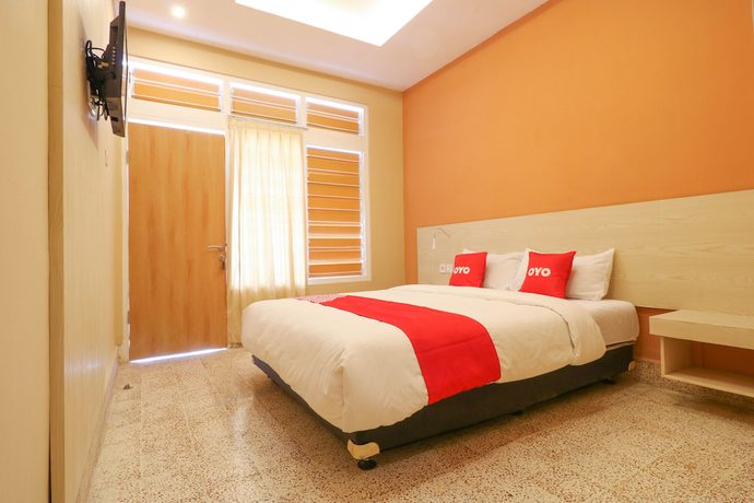 Imagen de la habitación del Hotel OYO 1384 Pulau Bali. Foto 4