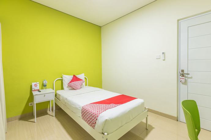 Imagen de la habitación del Hotel OYO 1393 Citron Syariah. Foto 2