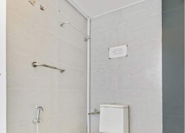 Imagen de la habitación del Hotel OYO 14194 Deccan Lodging and Boarding. Foto 7