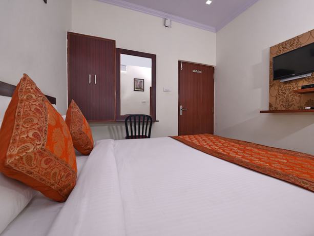 Imagen de la habitación del Hotel OYO 14571 Century Plaza. Foto 4