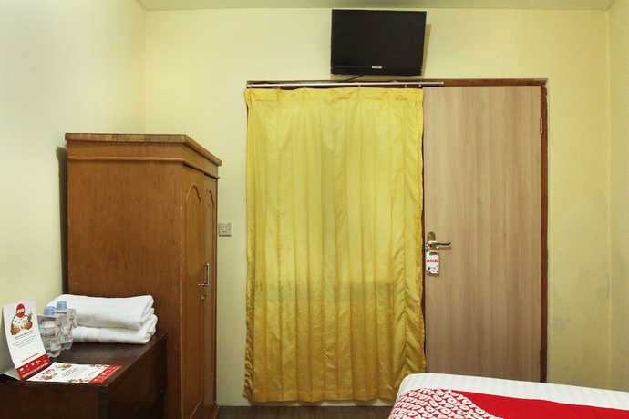 Imagen de la habitación del Hotel OYO 146 Menteng Residence. Foto 9