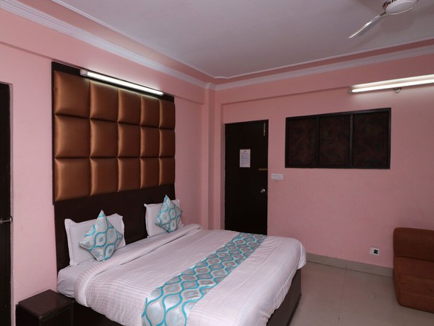 Imagen de la habitación del Hotel OYO 1467 Hill Queen. Foto 6