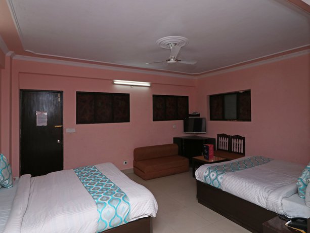 Imagen de la habitación del Hotel OYO 1467 Hill Queen. Foto 13