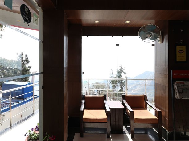 Imagen de los interiores del Hotel OYO 1467 Hill Queen. Foto 20