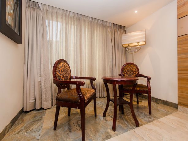 Imagen de la habitación del Hotel OYO 14699 Nakshatra Regency. Foto 13