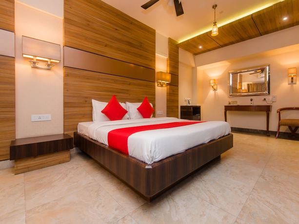 Imagen general del Hotel OYO 14699 Nakshatra Regency. Foto 1