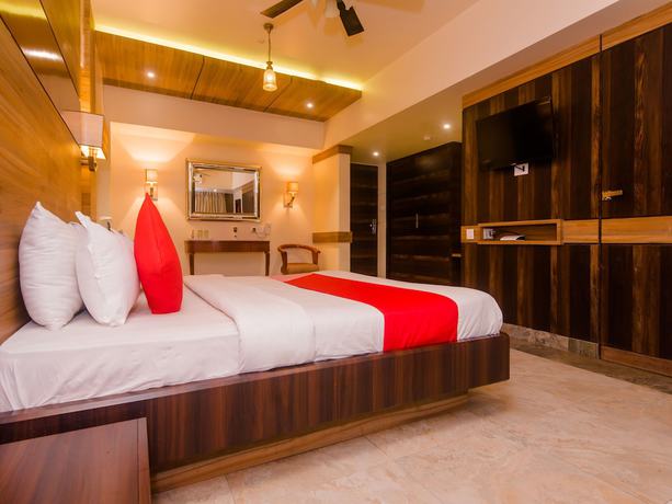 Imagen de la habitación del Hotel OYO 14699 Nakshatra Regency. Foto 15