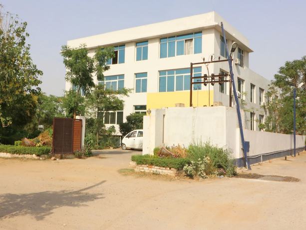 Imagen general del Hotel OYO 14703 Gen X Aravali. Foto 1
