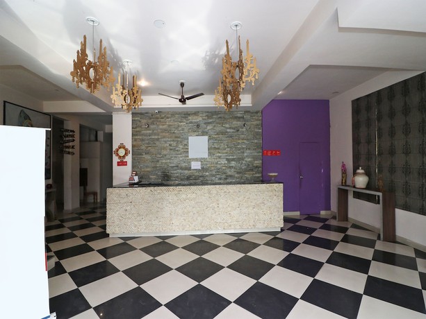 Imagen de los interiores del Hotel OYO 14703 Gen X Aravali. Foto 19