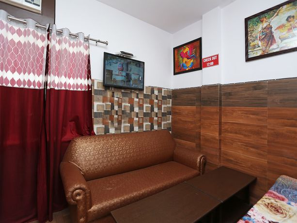 Imagen de los interiores del Hotel OYO 14920 NEELKANTH GUEST HOUSE. Foto 20