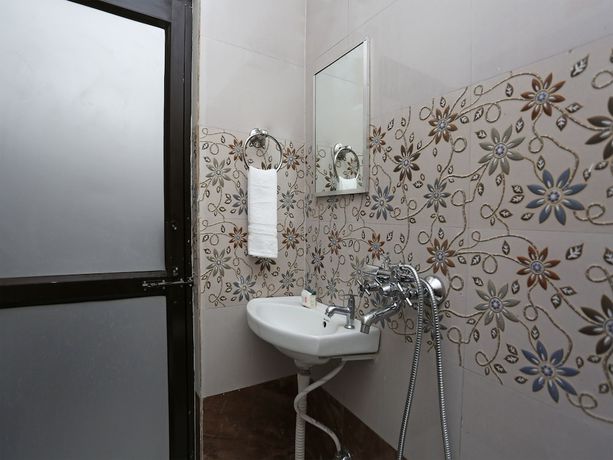 Imagen de la habitación del Hotel OYO 14920 NEELKANTH GUEST HOUSE. Foto 14