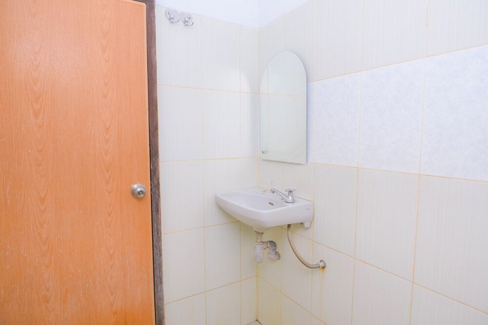 Imagen de la habitación del Hotel OYO 1498 Pak Har Bungalow. Foto 12