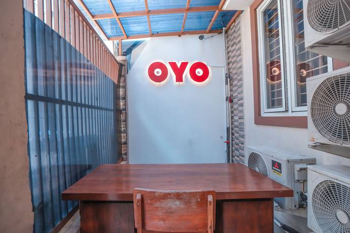 Imagen de los interiores del Hotel OYO 150 Harmoni Residence. Foto 20