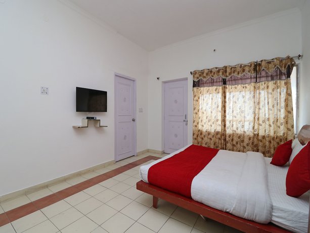 Imagen de la habitación del Hotel OYO 15022 Snow Point Inn. Foto 11