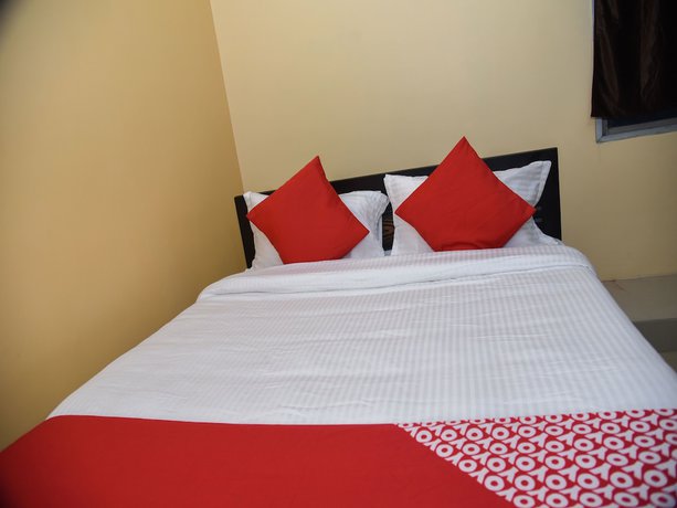 Imagen de la habitación del Hotel OYO 15071 Harsh Raj Residency. Foto 14