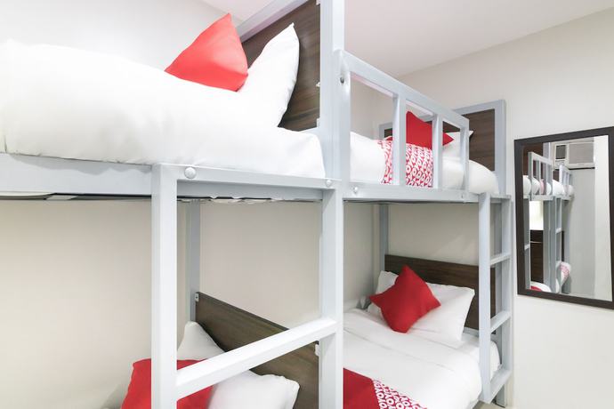 Imagen de la habitación del Hotel OYO 152 Sangco Condotel. Foto 17