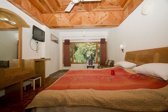 Imagen de la habitación del Hotel OYO 1537 Highland. Foto 16