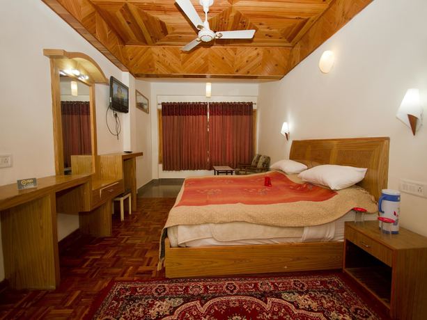 Imagen de la habitación del Hotel OYO 1537 Highland. Foto 17